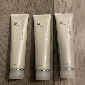 NUSKIN body contouring cellulite firming cream